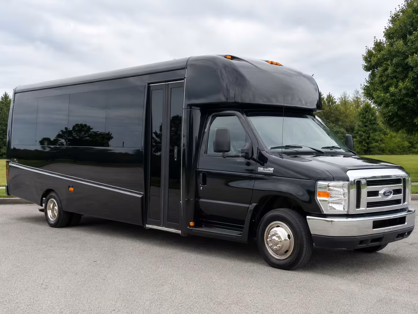 minibus rentals in lexington for prom groups of every size